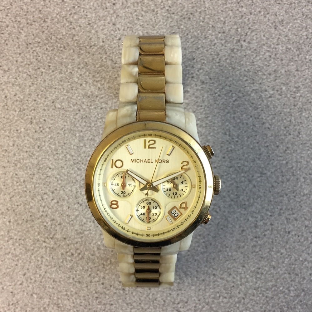 Michael Kors Woman’s Gold and Cream Watch